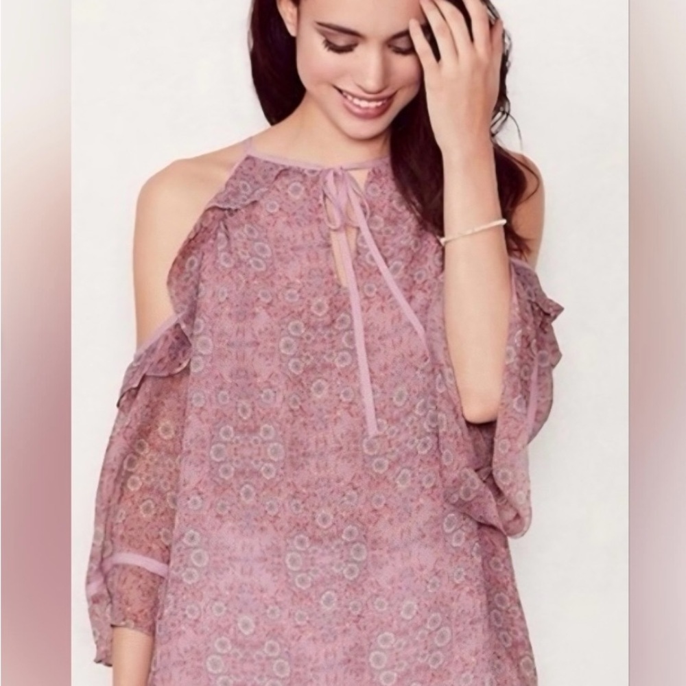 LC Lauren Conrad Pink Floral Ruffle Cold-Shoulder Blouse